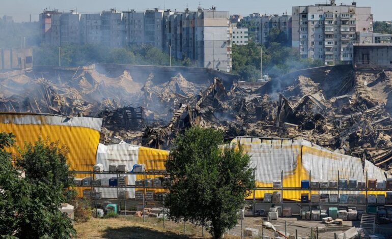 Strikes kill 19 in Russia and Ukraine