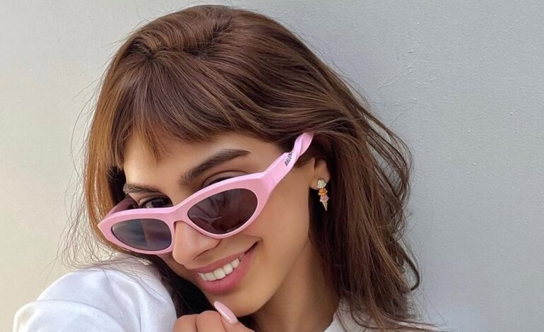 11 cool ways to sport the micro-bangs trend