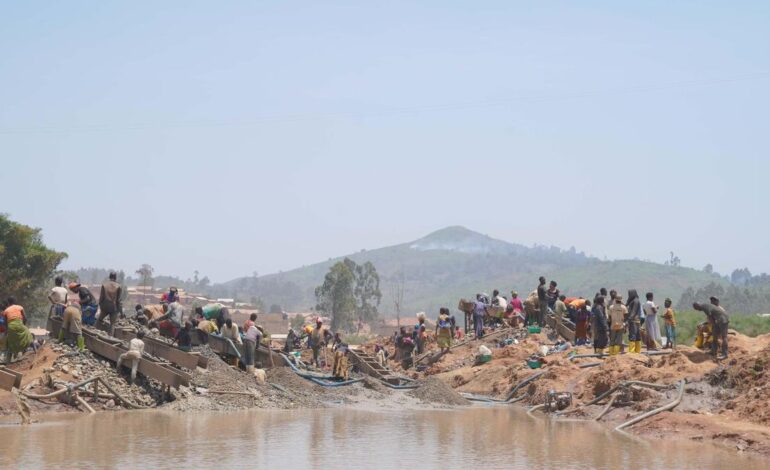 Gold mine collapses in Central African Republic, killing at least 30 miners