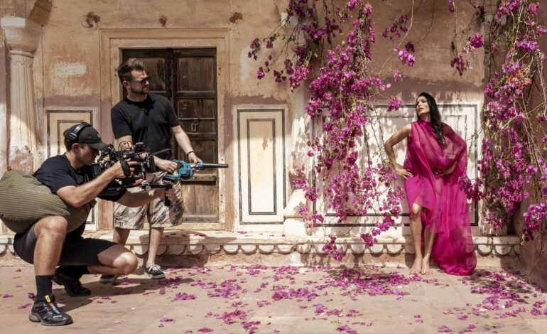 Whose India does the 2027 Pirelli calendar chronicle?
