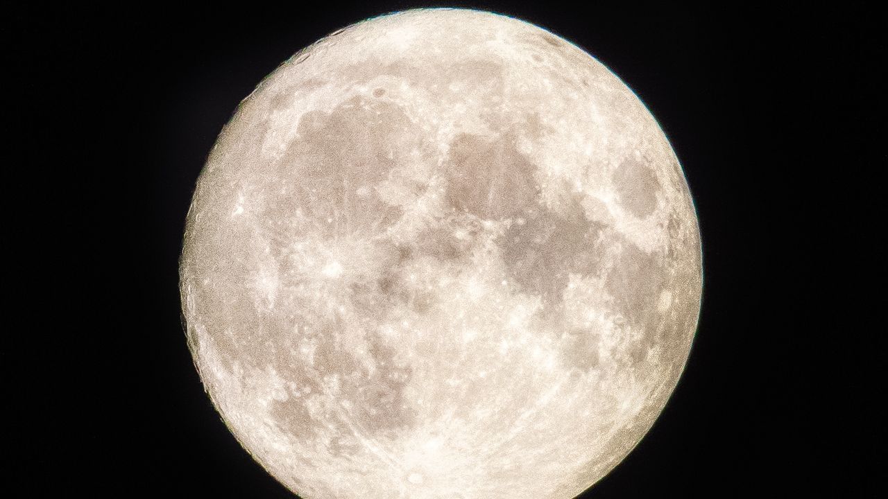 The full moon on August 28 will affect these four zodiac signs most intensely