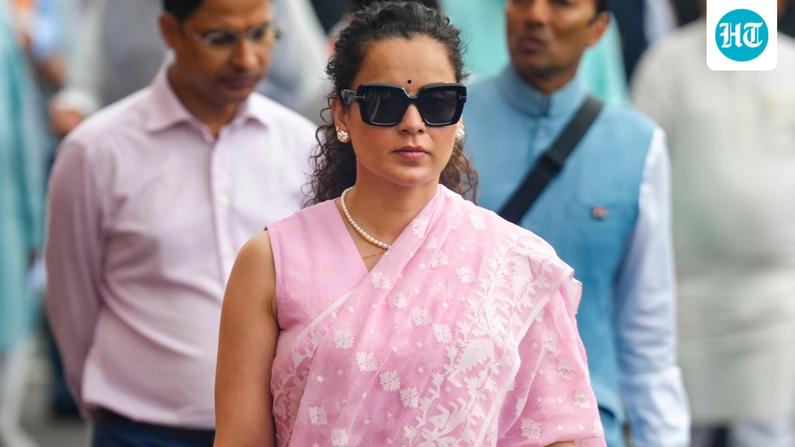 ‘Pakistan ke prem mein mare rahte hain’: Kangana Ranaut defends calling Naseeruddin Shah ‘lomdi’