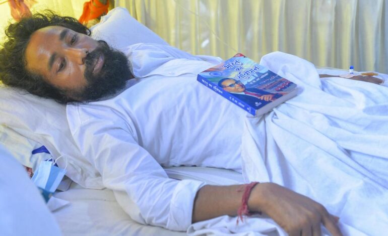 Jharkhand exam stir: Government to hold fresh talks; health of student leader on fast deteriorates