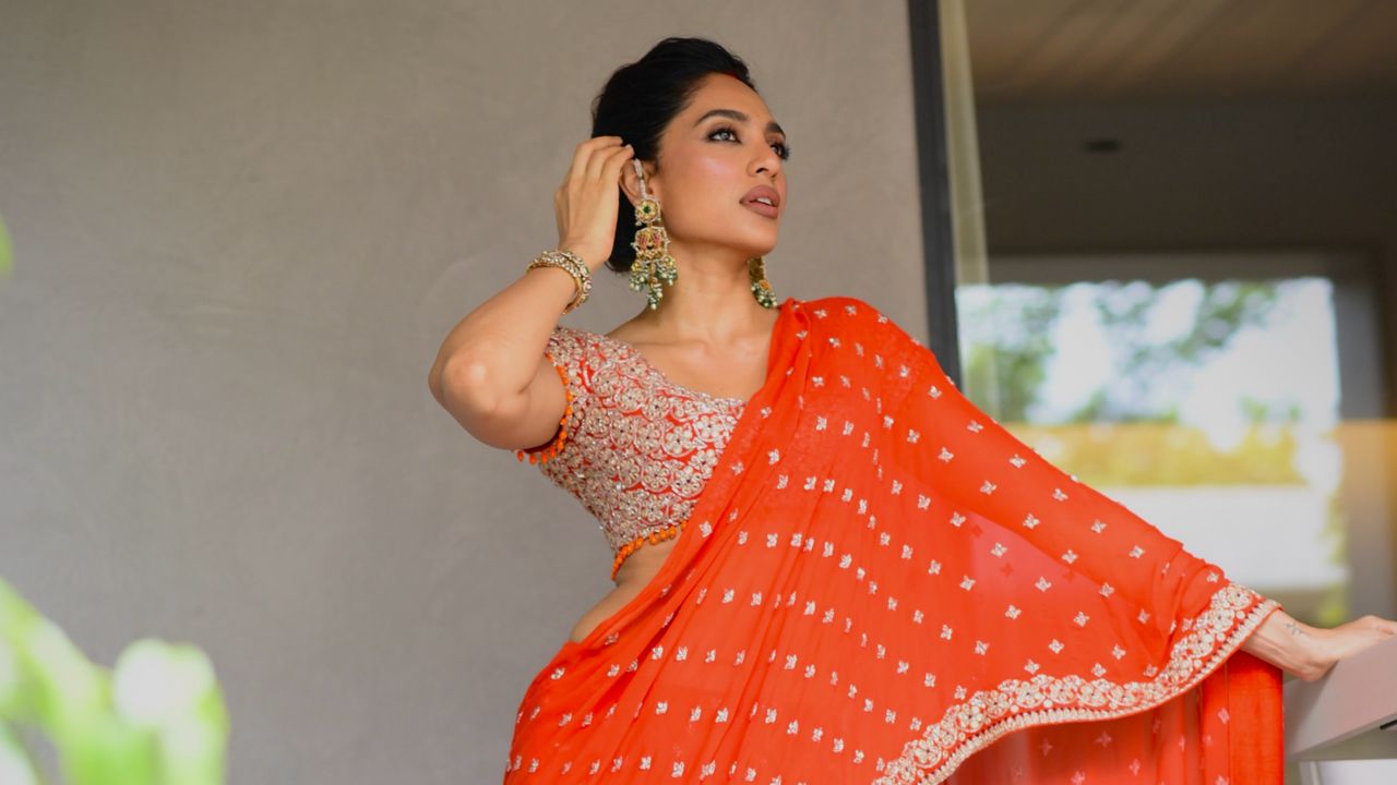 Sobhita Dhulipala’s Arpita Mehta sari comes with a blouse trimmed with beaded tassels