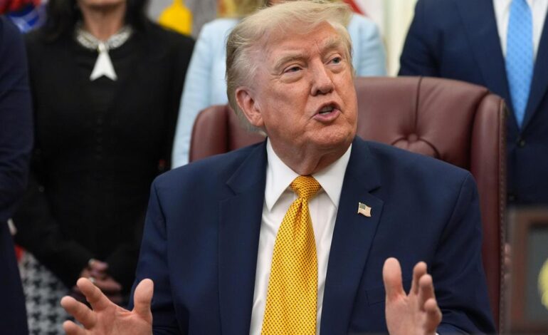 Erratic Trump left with few exits in Iran war