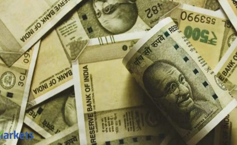 Rupee jumps to 4-week high, ends at 95.16 to the dollar