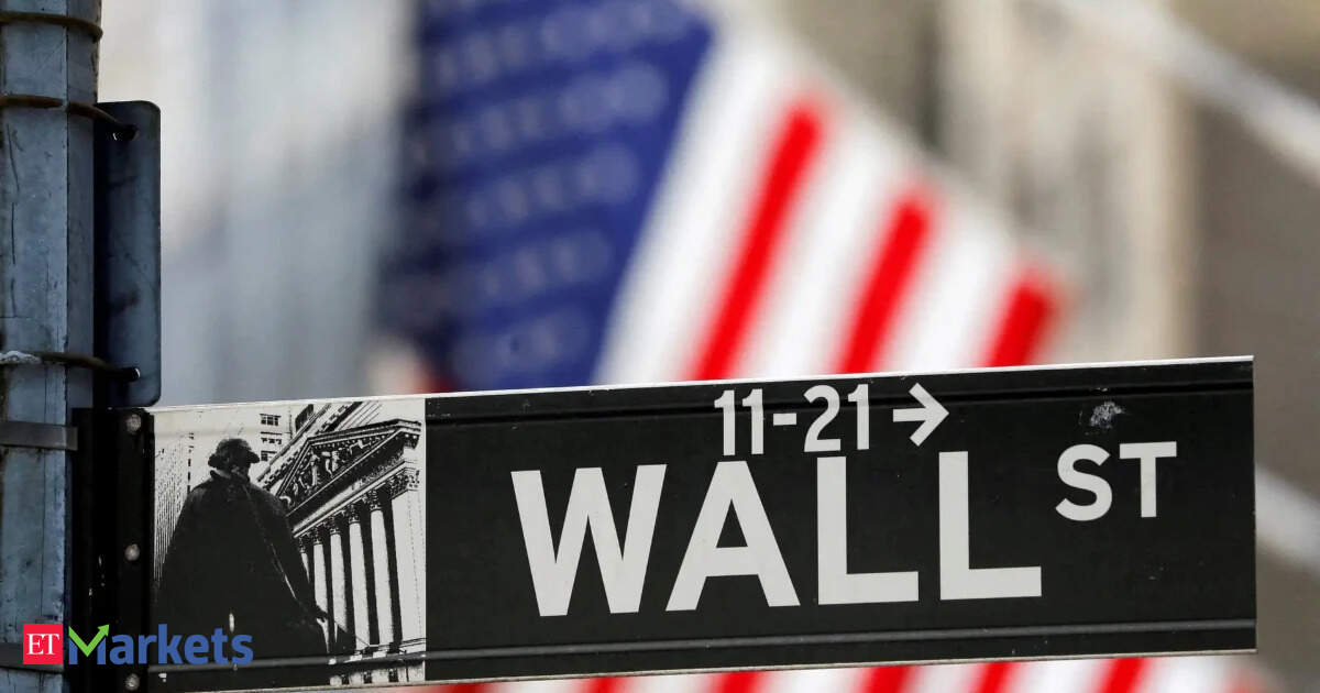 US stocks today: Nasdaq crashes over 1% as bond selloff, oil rise fuel inflation anxiety