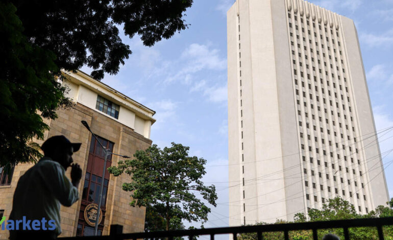 Global funds sour on India stocks as some cut allocation to zero