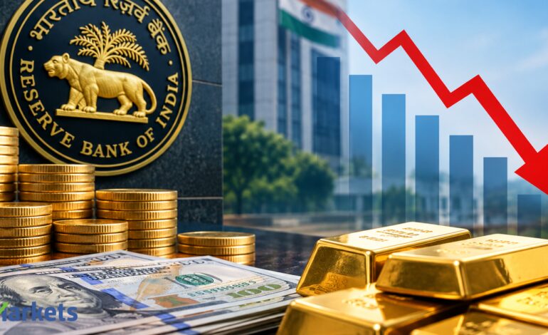 India’s forex reserves drop by $4.9 billion
