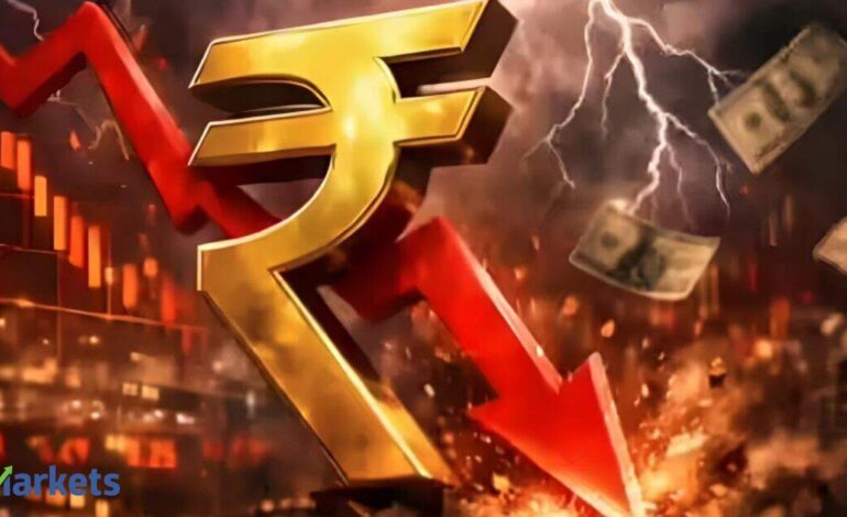Rupee slips as dollar gets Fed hike expectations tailwind