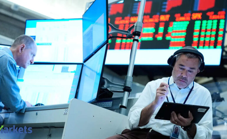 US stocks: US market ends down as oil prices, Treasury yields rise