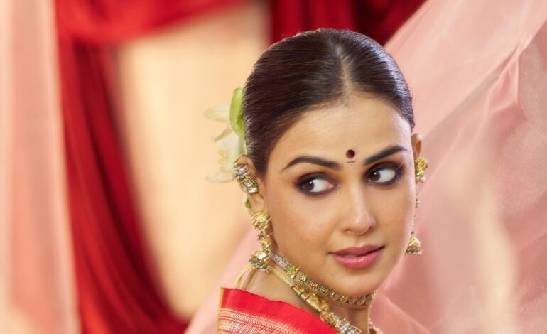 Genelia Deshmukh wore a custom Paithani sari that revived a centuries-old lotus motif on the pallu