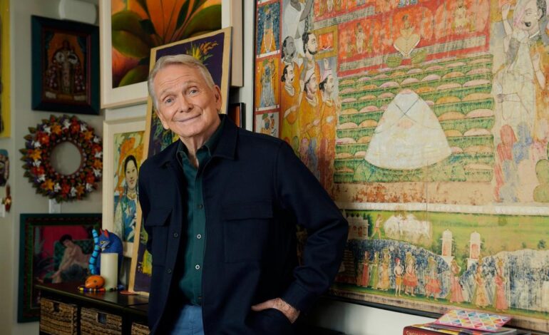 Bob Mackie, fashion designer for the stars, dies at 87