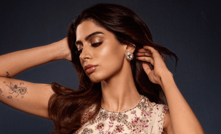 6 metallic eyeshadows to take your festive makeup up a notch