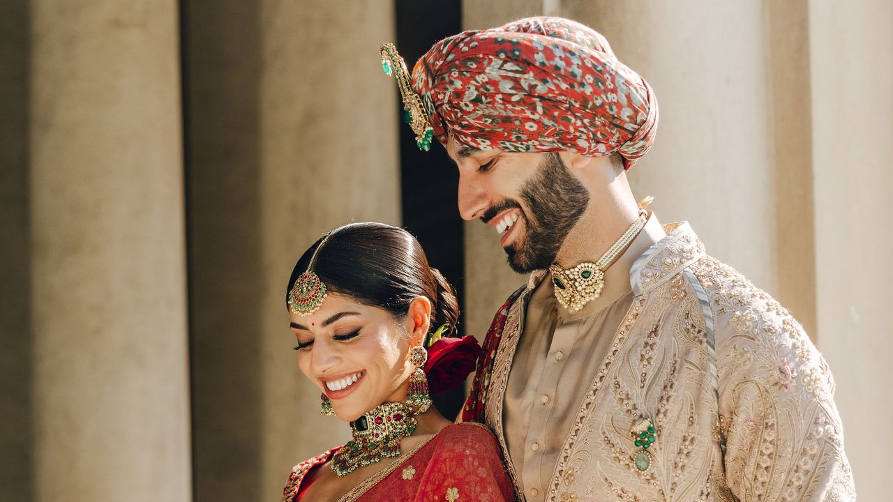 At this Lake Como wedding, the couple wrote a personal letter to each of their 125 guests